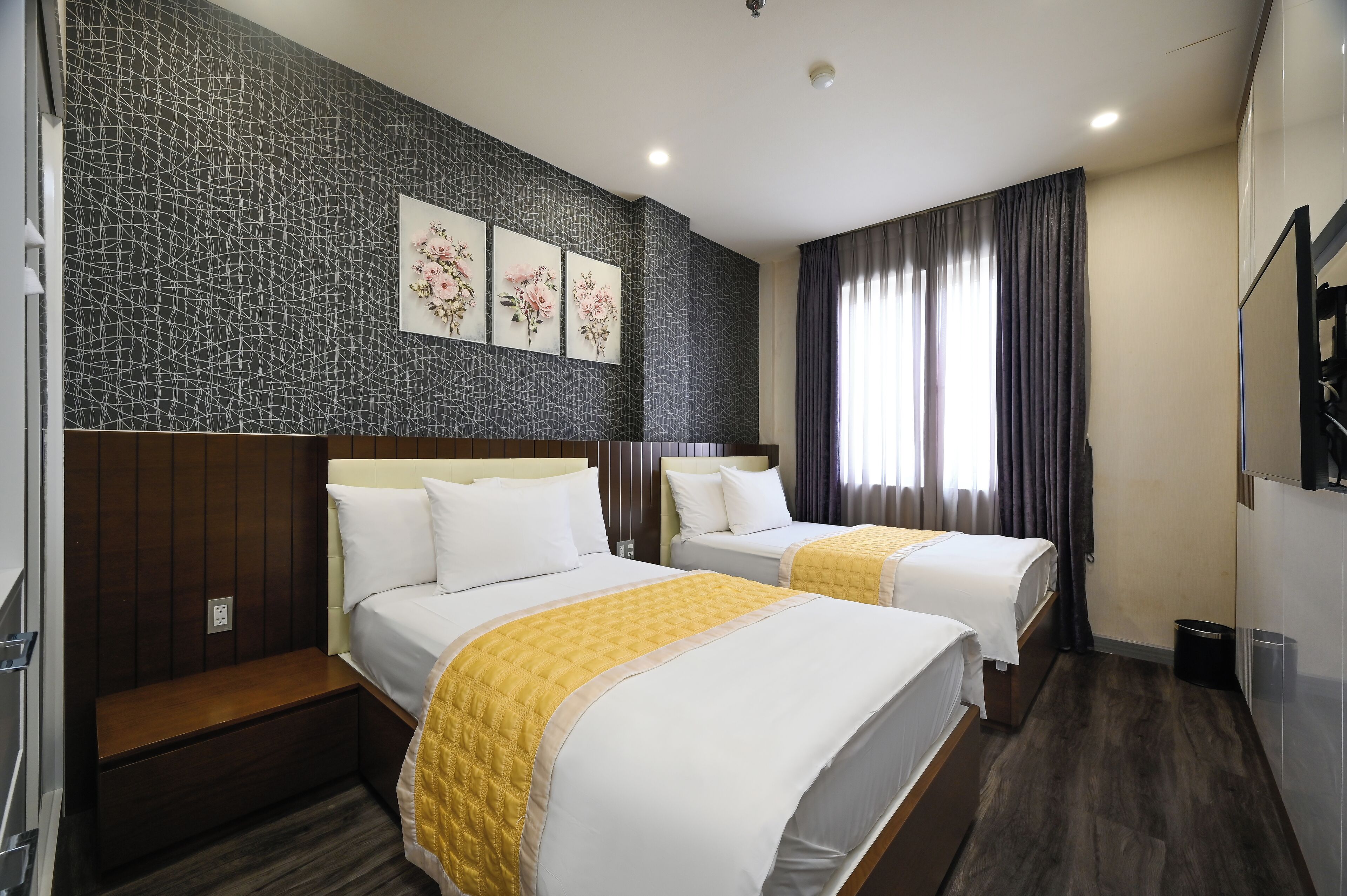 Superior Twin Room | Free minibar items, free WiFi, bed sheets