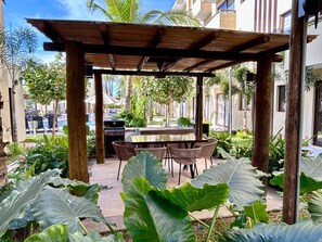 Outdoor dining - Departamento en Oceanna Condos del Mar Cerritos (Mazatlán)