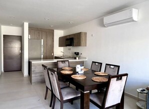 Dining - Departamento en Oceanna Condos del Mar Cerritos (Mazatlán)