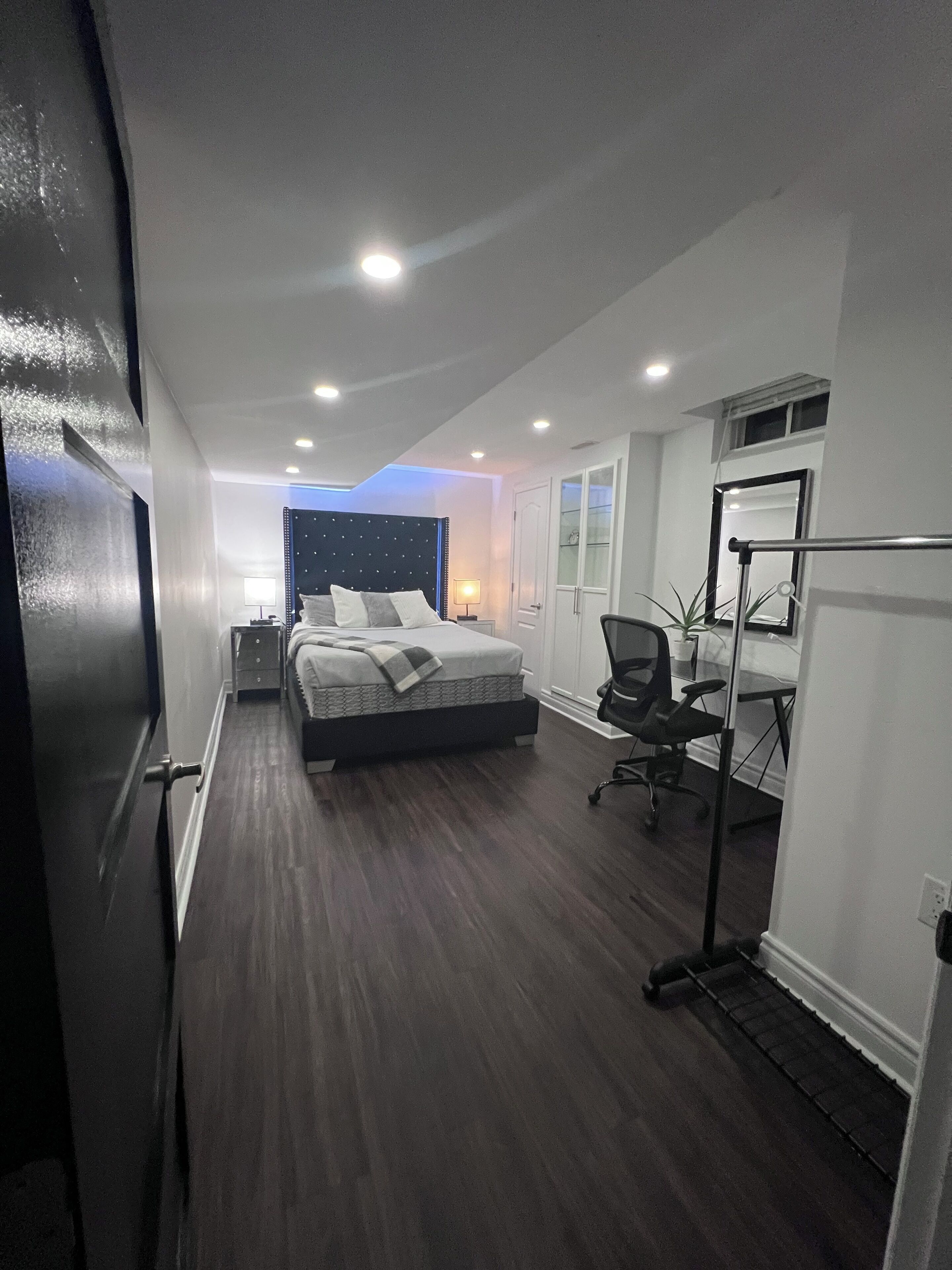 1 bedroom, iron/ironing board, WiFi (free), bed sheets