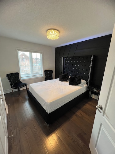 Warm & Stylish 4BR Home | 3BA • Near Toronto