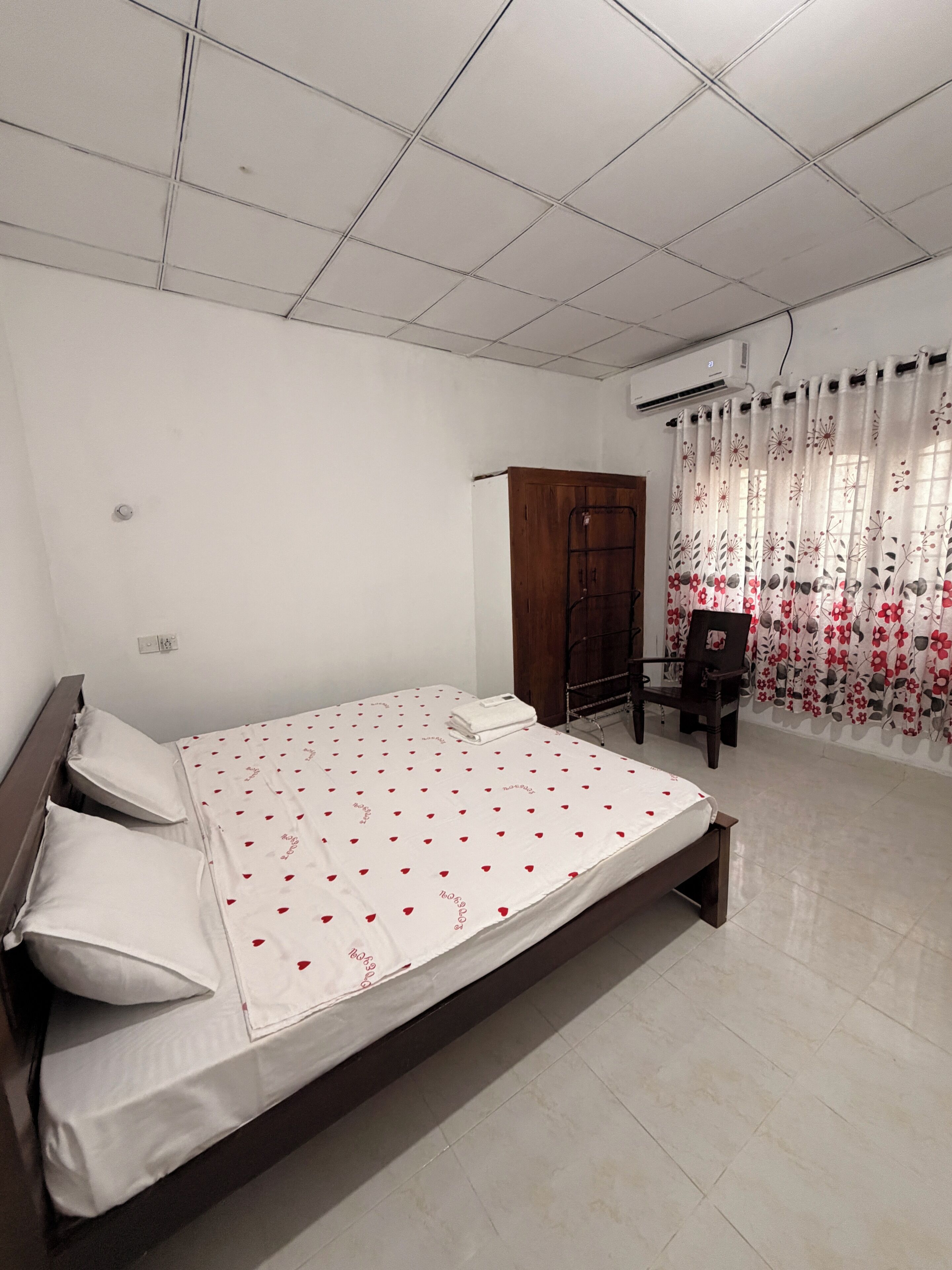Basic Double Room, Garden View | Free WiFi, bed sheets