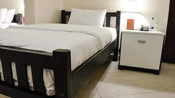 خزنة داخل الغرفة وواي فاي مجانًا