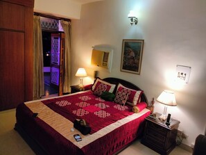 2 dormitorios, tabla de planchar con plancha, wifi y ropa de cama