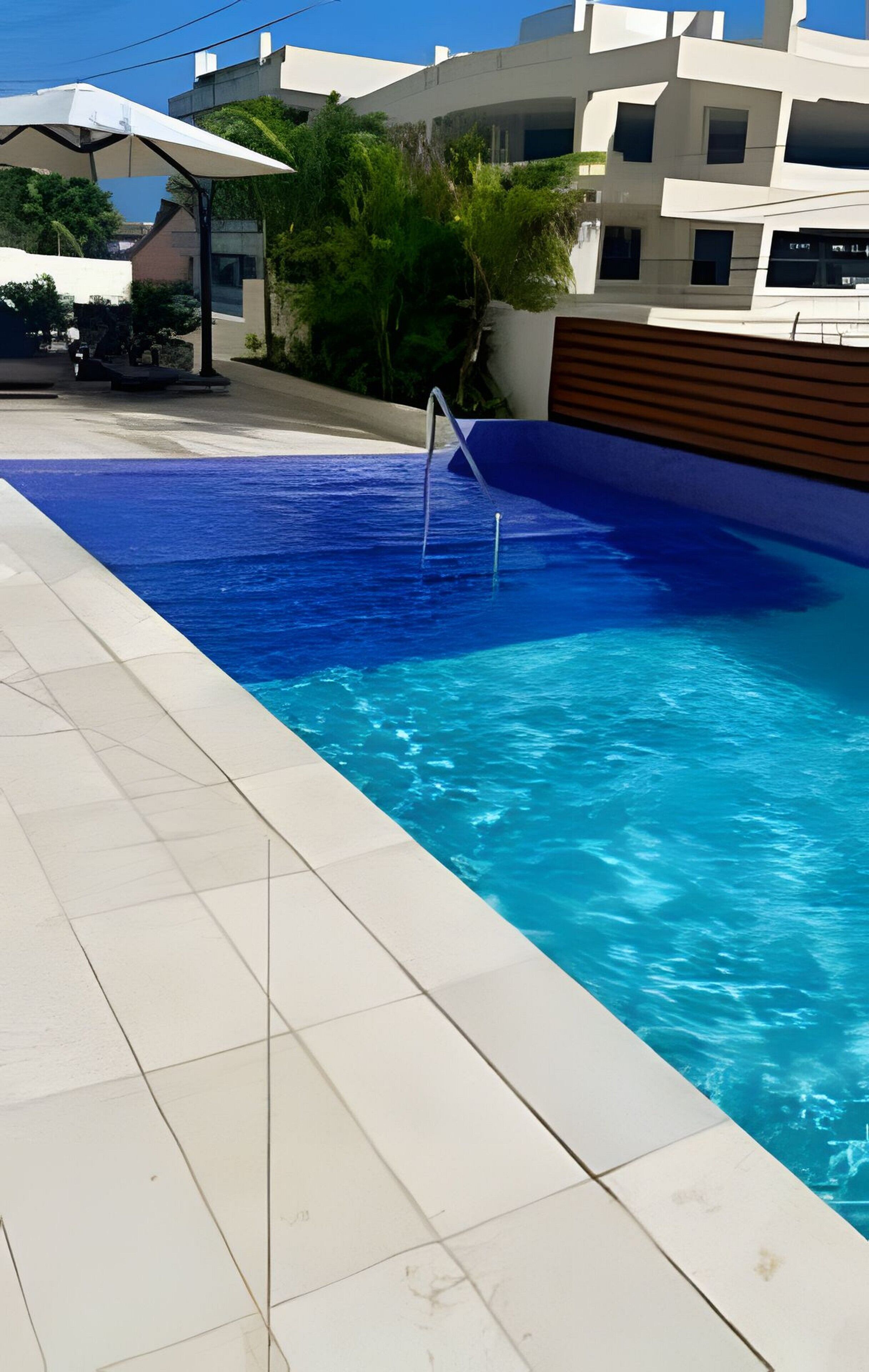 Leilighet | Basseng | Utendørsbasseng