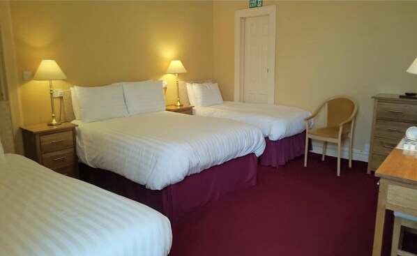 House - Standard Family Room for 4 (Tenby)