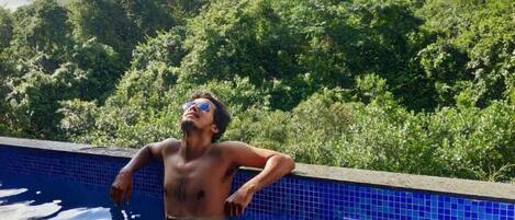 Kahden hengen exclusive-huone, jokinäköala | Pimennysverhot, silitysrauta/-lauta, ilmainen Wi-Fi