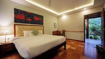 Standard-Doppelzimmer, Bergblick | Verdunkelungsvorhänge, Bügeleisen/Bügelbrett, kostenloses WLAN