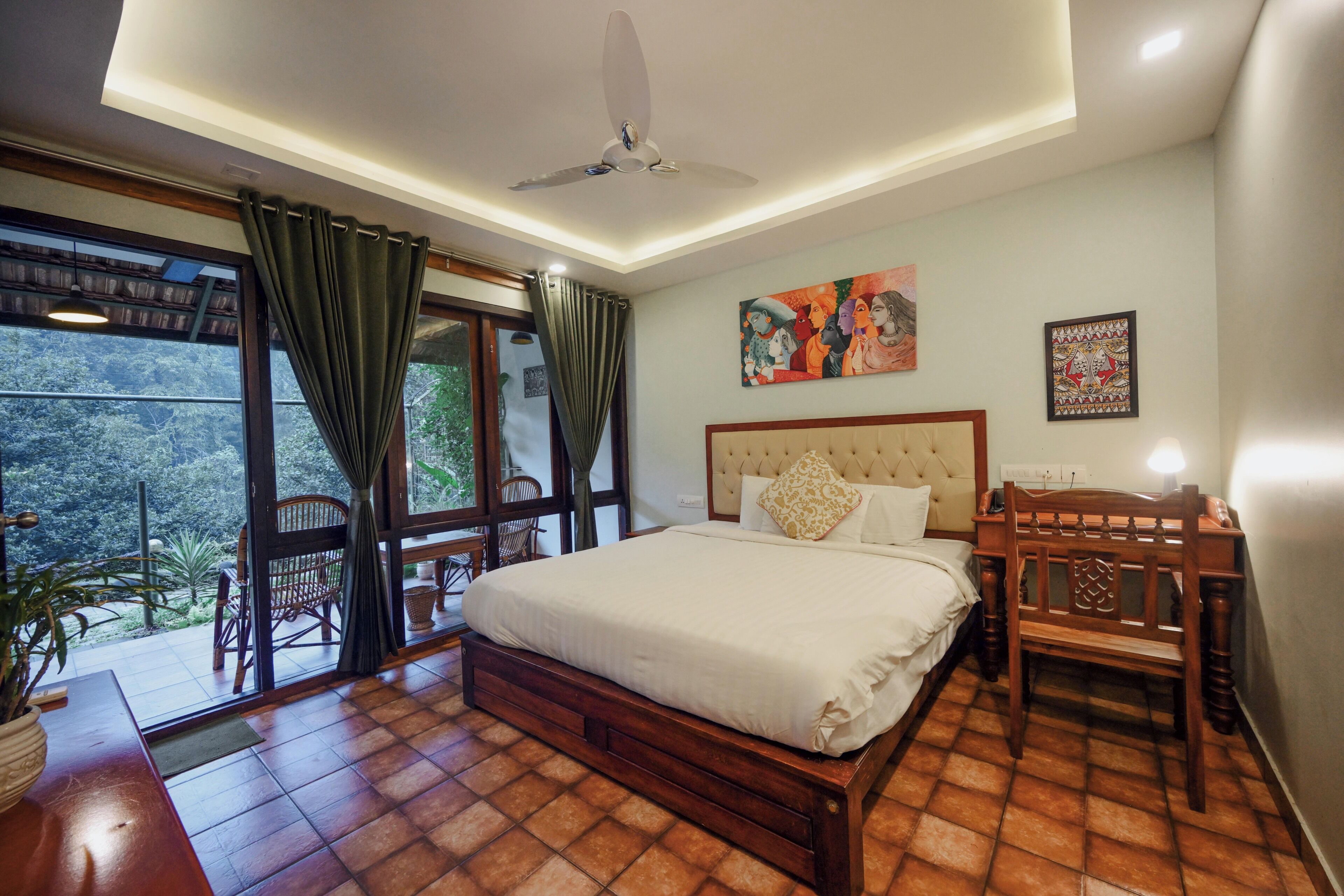 Cortinas blackout, ferros/tábuas de passar roupa, Wi-Fi de cortesia