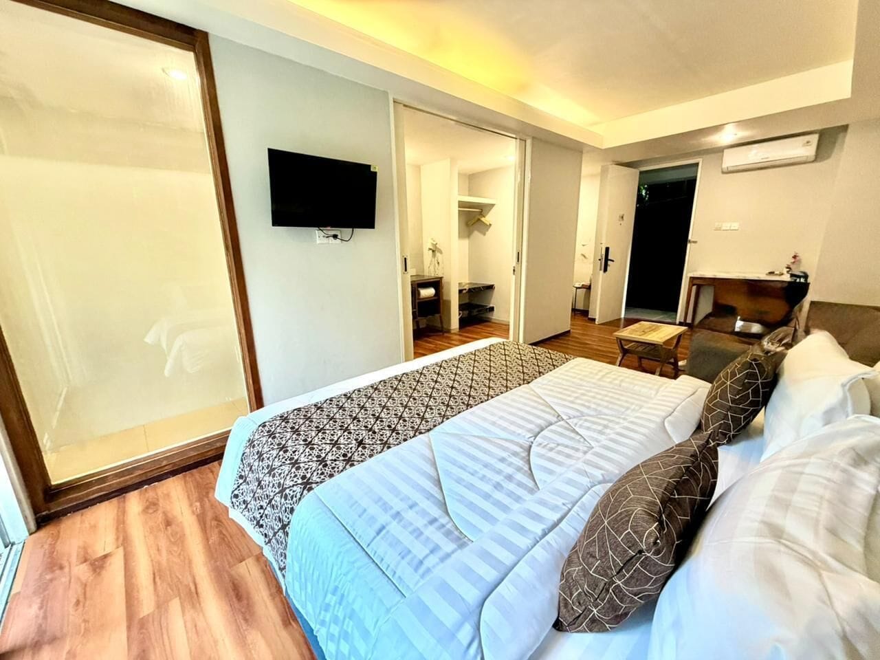 Dobbelt- eller tomannsrom – deluxe | Wi-fi (inkludert)