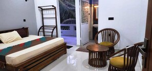 Economy Double Room, Garden View