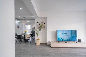 Interior - Tyms 3BR 2BA Apt near Xujiahui Metro  (Shanghai)