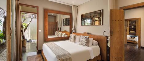 5 chambres, coffre-fort, fer et planche à repasser, lit de bébé portatif