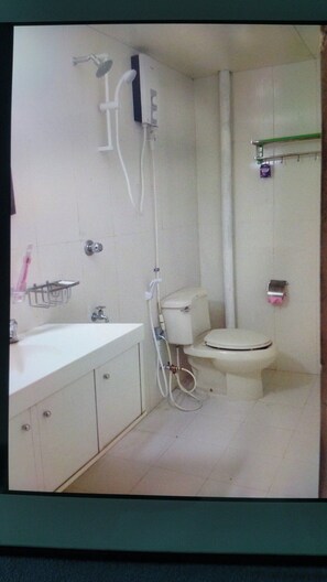 Artículos de higiene personal gratuitos, toallas, jabón y champú