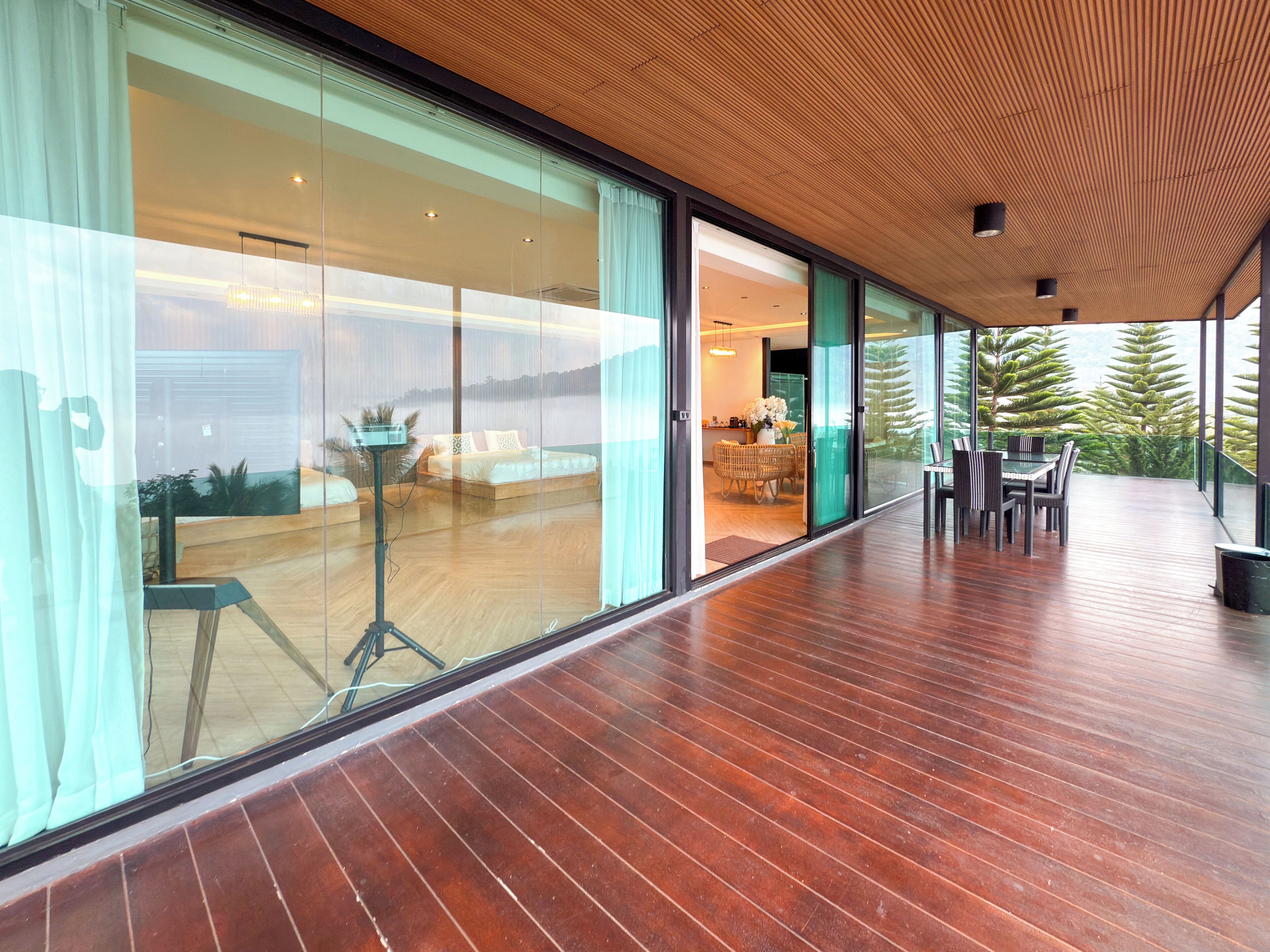 Family Room | Terrace/patio