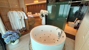 패밀리룸 | 무료 WiFi