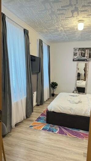 2 bedrooms, WiFi, bed sheets, wheelchair access - Cosy apartment in a city centre Brasov (Brașov)