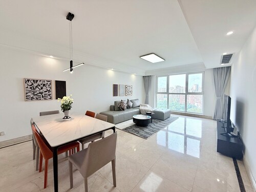 Tyms Changning 2BR near Zhongshan  Metro