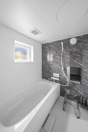 Apartment | Bathroom - HILLS NISEKO C (Niseko)