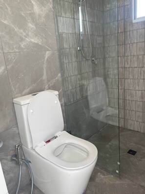 Shared Dormitory, 1 Bedroom | Bathroom