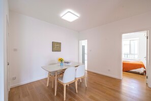 Dining - Tyms Tianshan 3BR 2BA near Suzhou Creek (Shanghai)