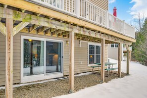 Outdoor dining - Upscale Retreat at Loon Mountain! Family Townhome (Lincoln)