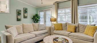 5 Mi to Historic Dtwn Beaufort: Family Gem w/ Yard