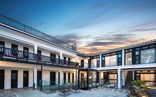 Lijing Gemmer Hotel