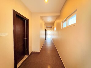 Interior detail - Hotel Puri Waves (Puri)