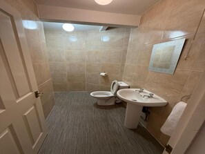 Apartment | Bathroom - Standard Double Room (Manchester)