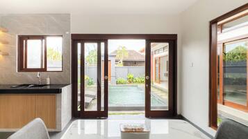 Villa, 2 Schlafzimmer, eigener Pool | Innenbereich