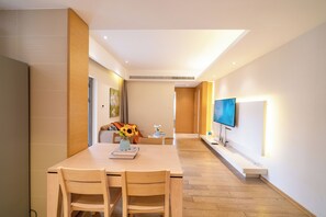 Interior - Tyms Gubei 3BR Family Apt at Mingdu City (Shanghai)