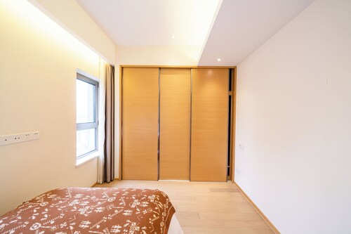 Tyms Gubei 3BR Family Apt at Mingdu City