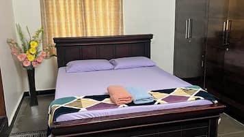 Perhehuoneisto, 2 makuuhuonetta, tupakointi kielletty, parveke | Egyptinpuuvillaiset lakanat, ylelliset vuodevaatteet