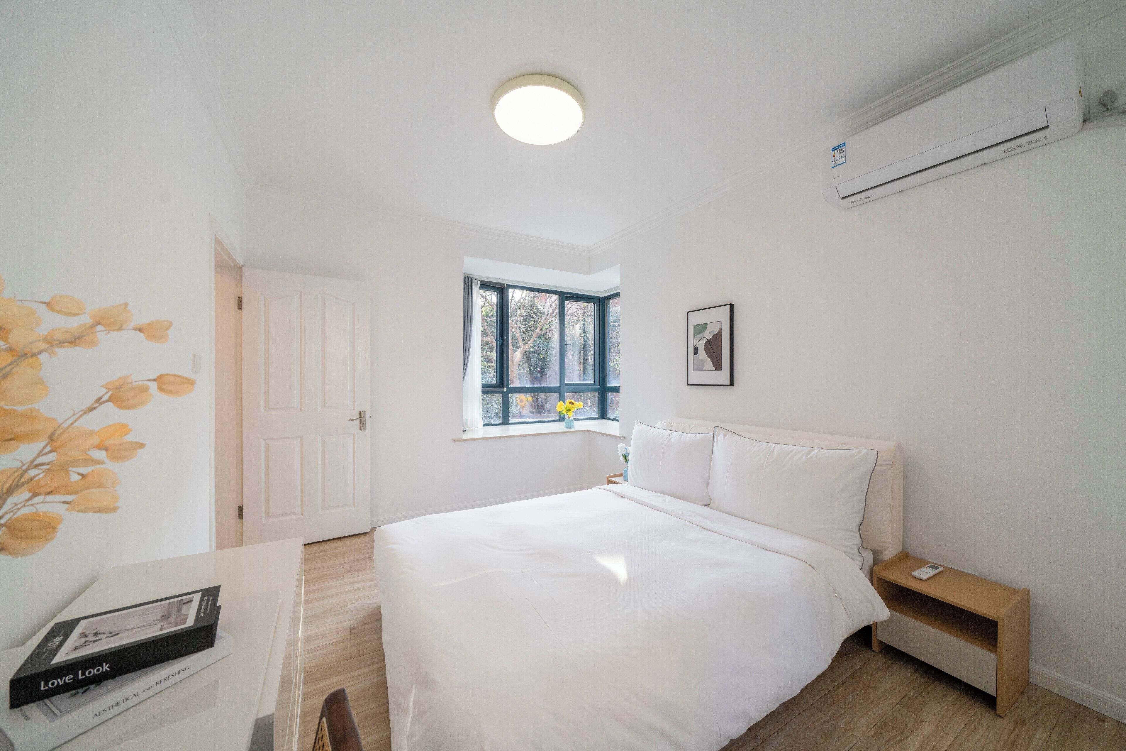 Superior Apartment, 2 Bedrooms, Balcony, City View | Desk, laptop workspace, free WiFi