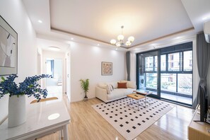 Living area - Tyms Tianshan 2BR Residence near Metro (Shanghai)