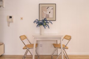 Dining - Tyms Tianshan 2BR Residence near Metro (Shanghai)