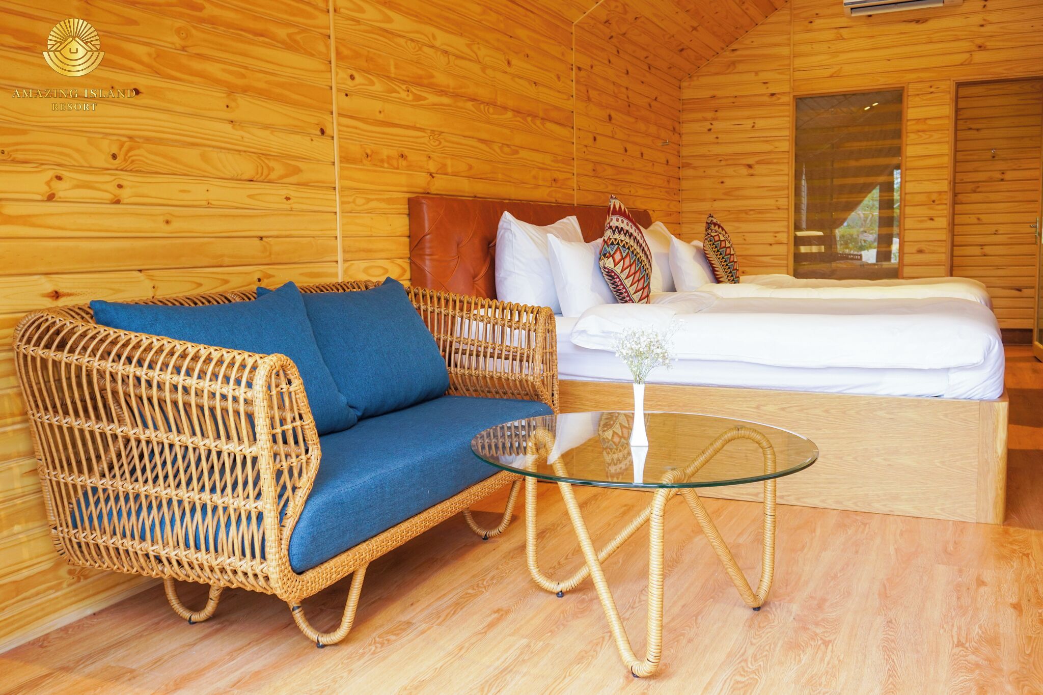 Standard Bungalow, Garden View | In-room safe, desk, iron/ironing board, free WiFi