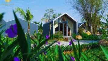 Deluxe Bungalow, Garden View | Exterior