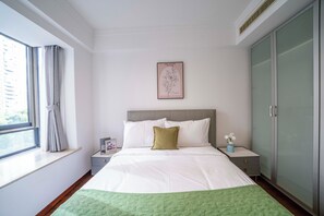 Superior Quadruple Room, Multiple Beds, Balcony, City View | Desk, laptop workspace, blackout drapes, soundproofing - Tyms Gubei Apt 2BR Residence near Gubei (Shanghai)