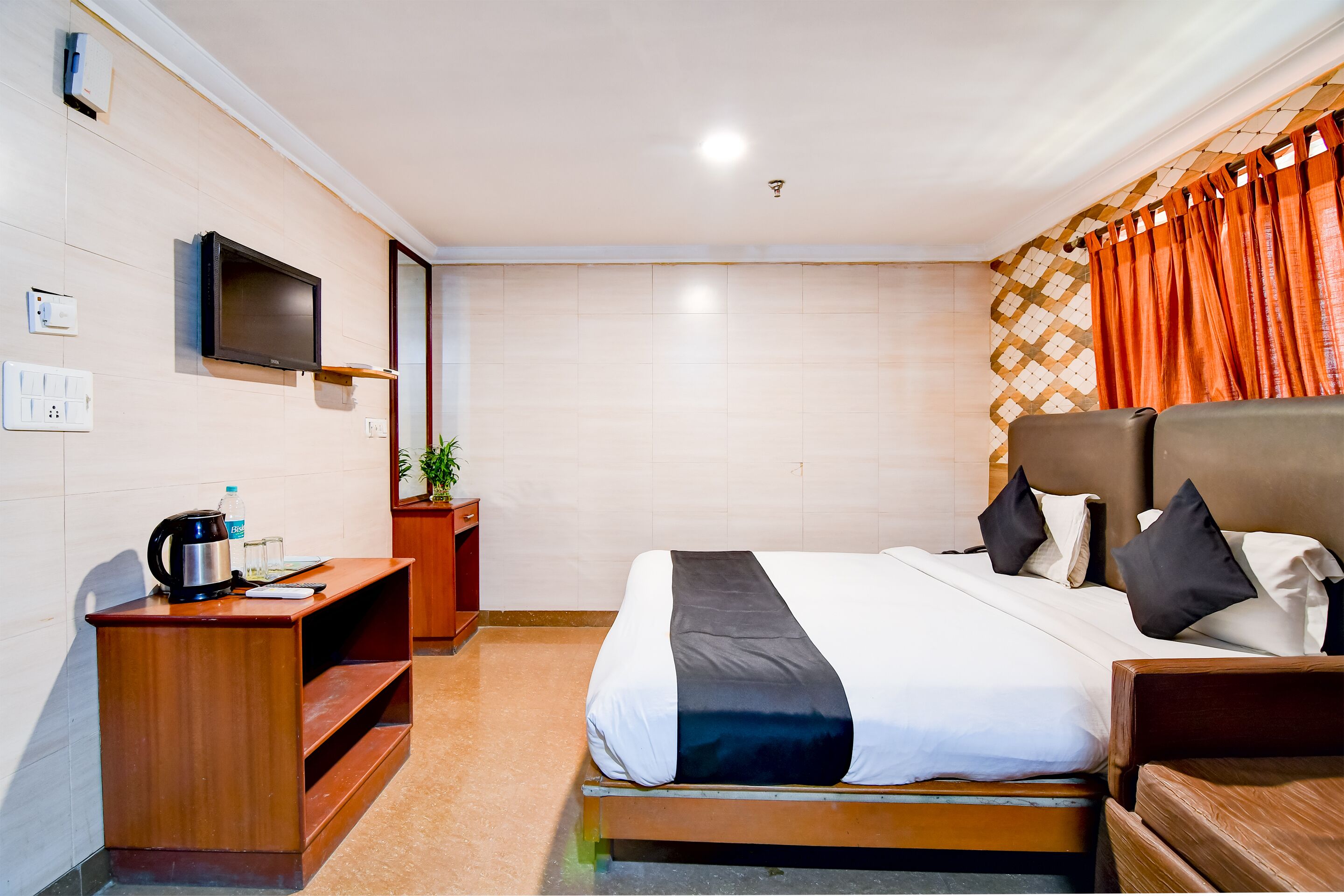 In-room safe, blackout curtains, iron/ironing board, free WiFi