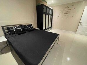 Internet, bed sheets - Charming 3-Bedroom House Rental in Camarines Norte (Camarines Norte)