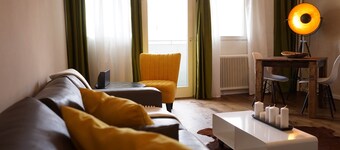Stylish New City Apartment