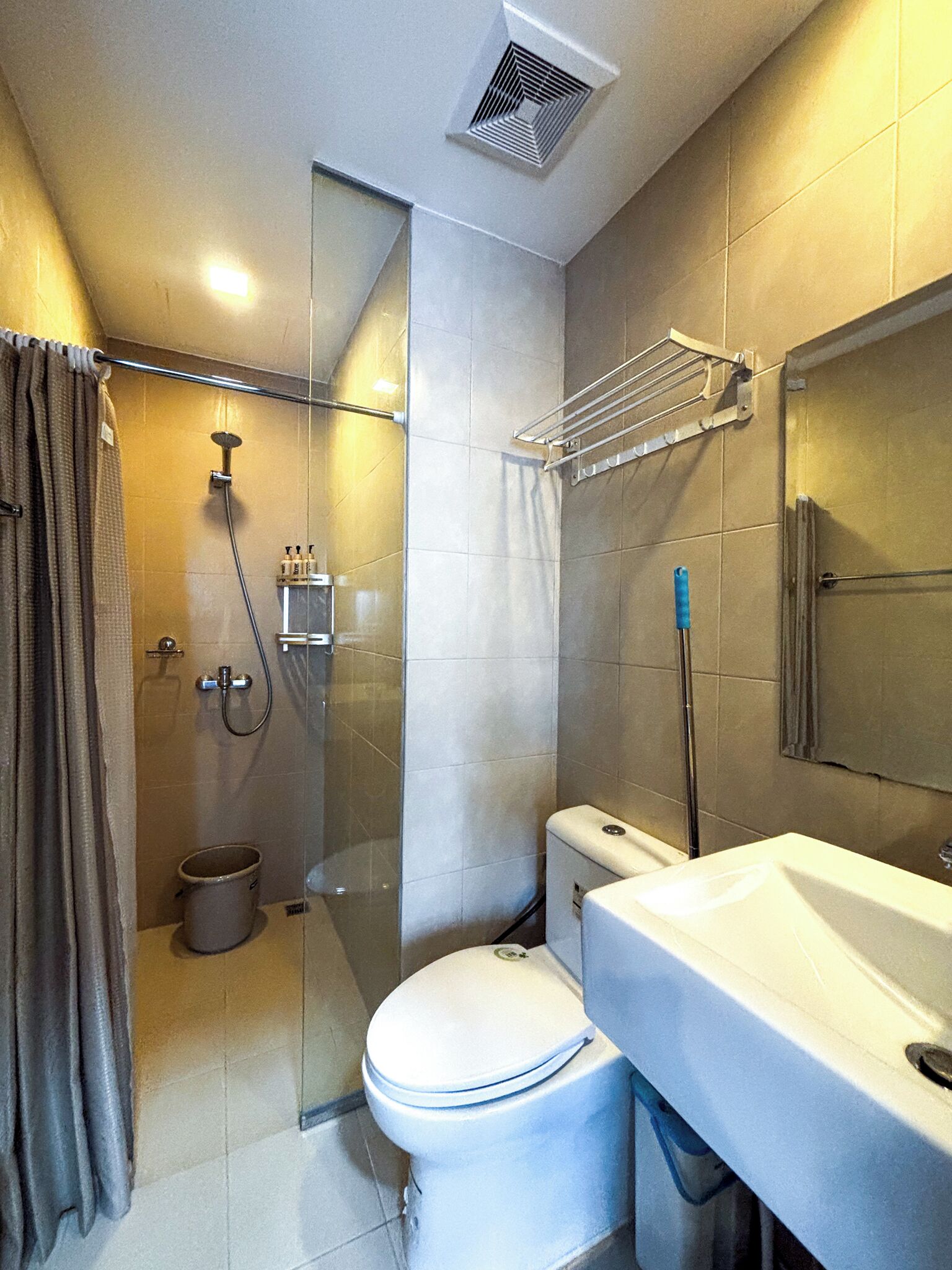 Shared Dormitory, 1 Bedroom, Balcony | Bathroom