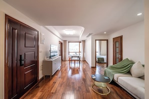 Interior - Tyms Gubei Apt 2BR near Metro Plaza (Shanghai, China)