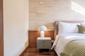 Superior Apartment, 2 Bedrooms, Balcony, City View | Desk, laptop workspace, free WiFi - Tyms Gubei Apt 2BR near Metro Plaza (Shanghai, China)