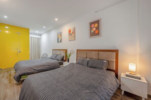 4 chambres, fer et planche à repasser, accès Internet