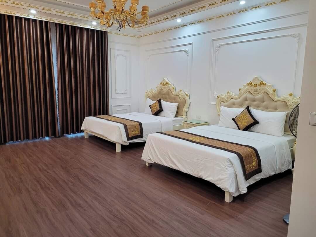 办公桌、免费 WiFi