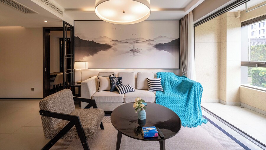 Tyms Gubei Apt 2BR Apt Near Takashimaya