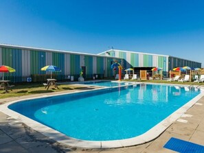 Indoor pool, outdoor pool - Seawick Holiday Park - Holiday Accommodation 20758 (Clacton-on-Sea)
